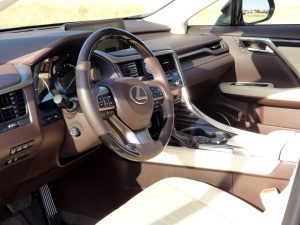 Lexus RX 450h_volante