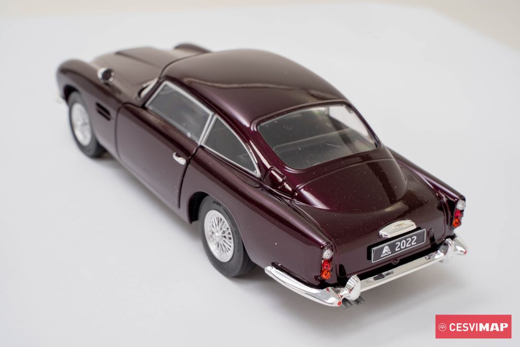 Aston Martin DB 5 escala 1:18