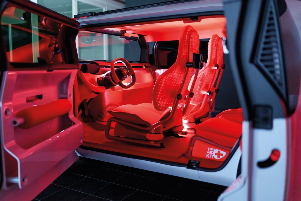 Citroën und BASF stellen vollelektrisches Konzeptfahrzeug oli vor / Citroën and BASF unveil electric concept car oli